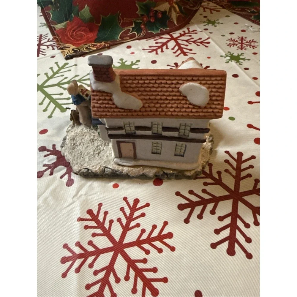 Santa's Toy Workshop Christmas House Figurine Snow Village Decorations Authentic
